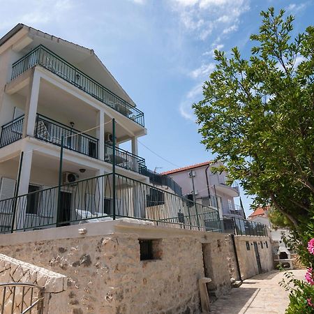 Apartments Ivica Primošten Екстериор снимка
