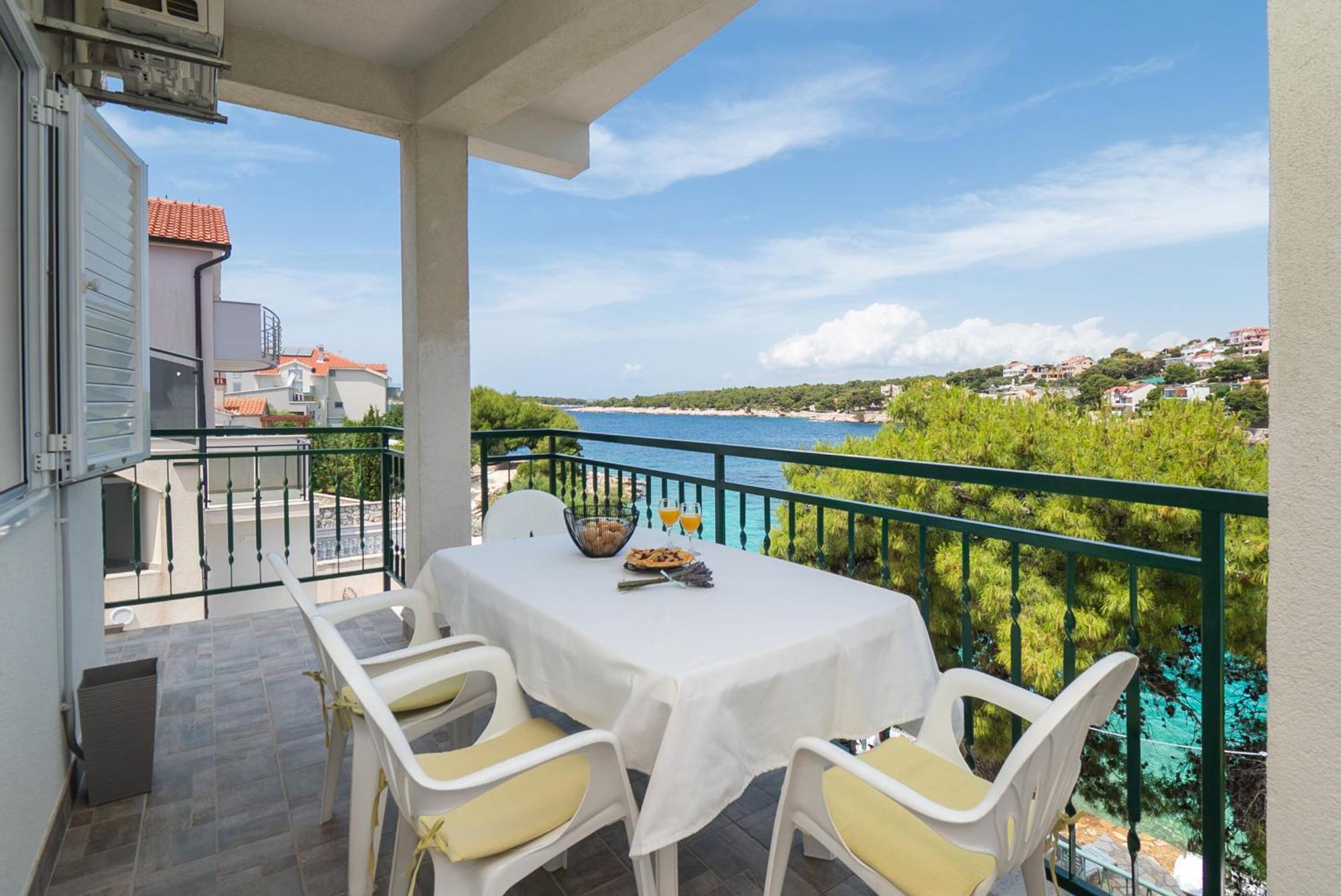 Apartments Ivica Primošten Екстериор снимка