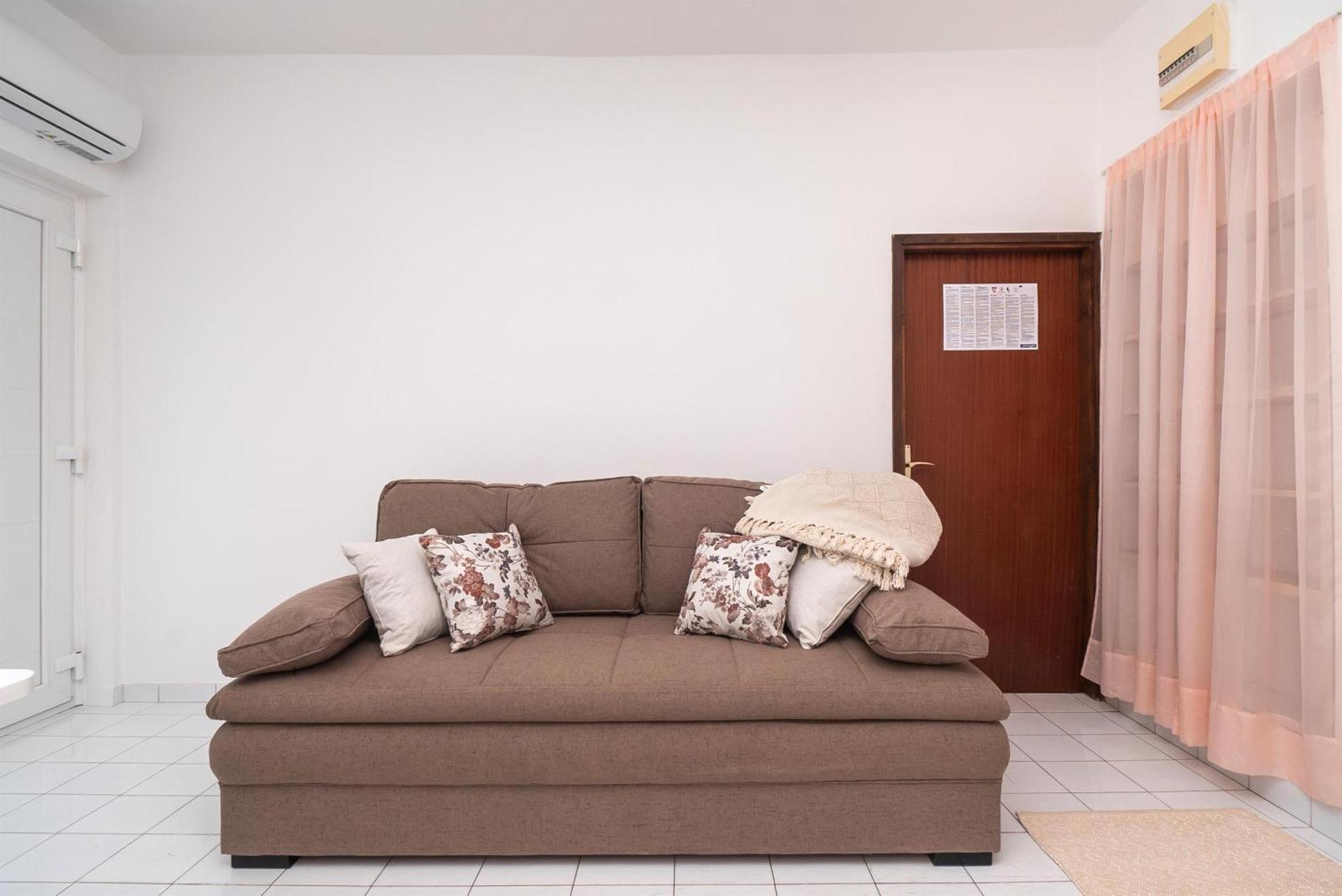 Apartments Ivica Primošten Екстериор снимка